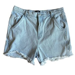 Simple Society cutoff denim shorts size 13/31